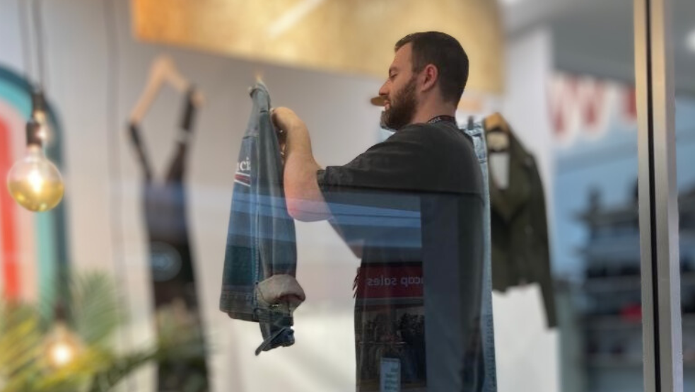 White Rose Pre-Loved Fashion